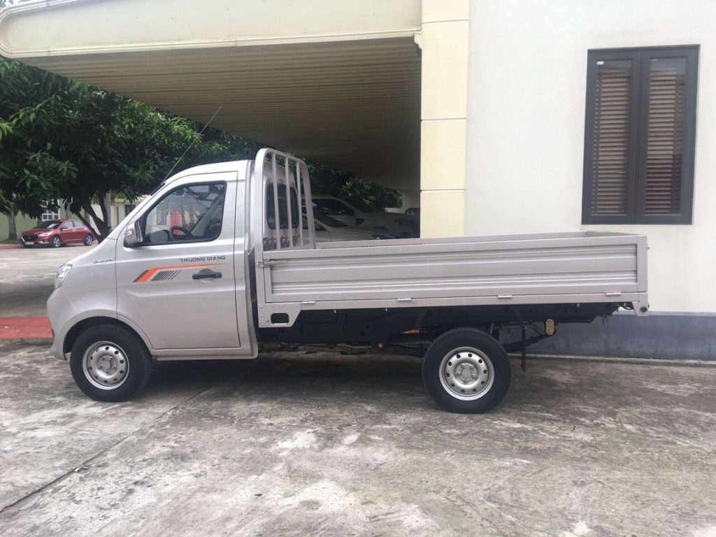 z3696841553689_d0bd2375330989045656d7ecb81a40af