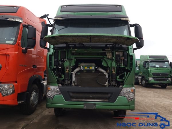Xe Đầu Kéo HOWO 430HP Động Cơ WEICHAI