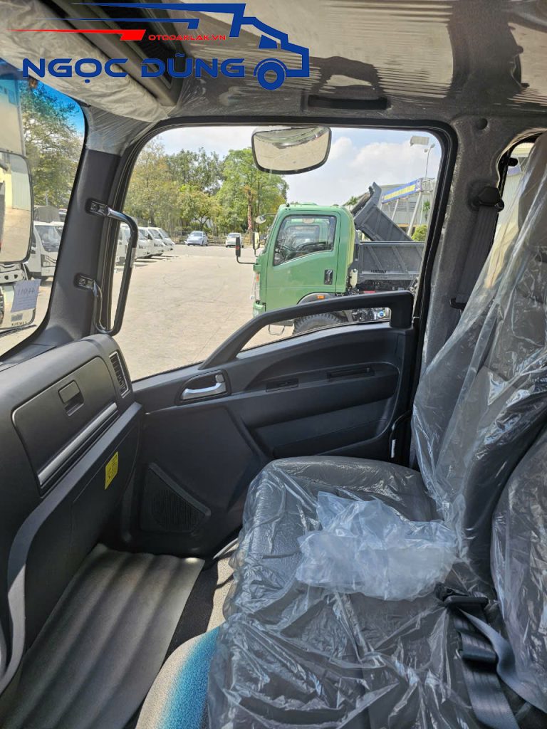 howo-st12090d-e5-10-1 Nội thất Xe tải Howo ST12090D - E5