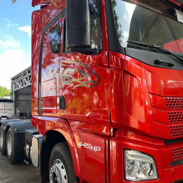 Xe đầu kéo Faw 445HP động cơ Yuchai