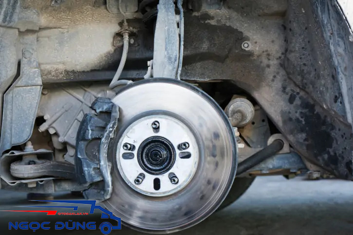 Phân biệt phanh khí nén với phanh thuỷ lực