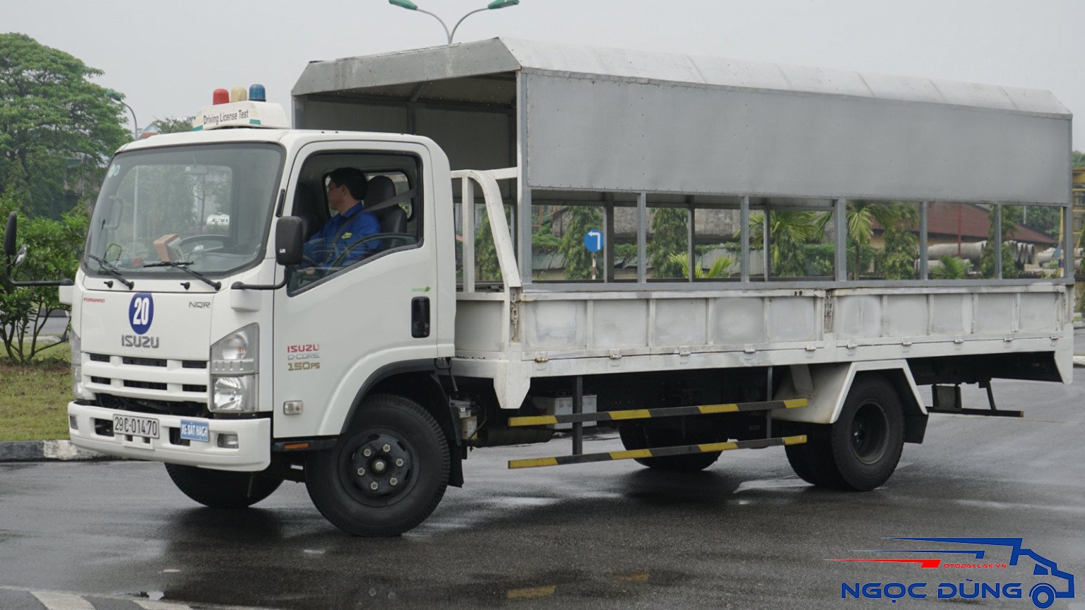 Thực hành lái xe tải