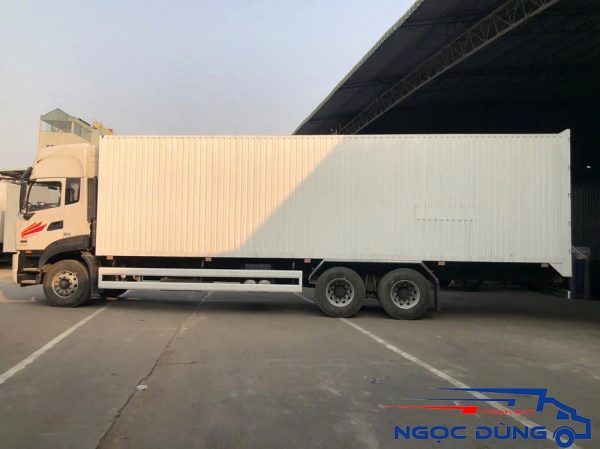 Xe Tải Dongfeng DFL1250A13 6x2 Thùng Kín Container 9.9m Tải Trọng 13.6 Tấn