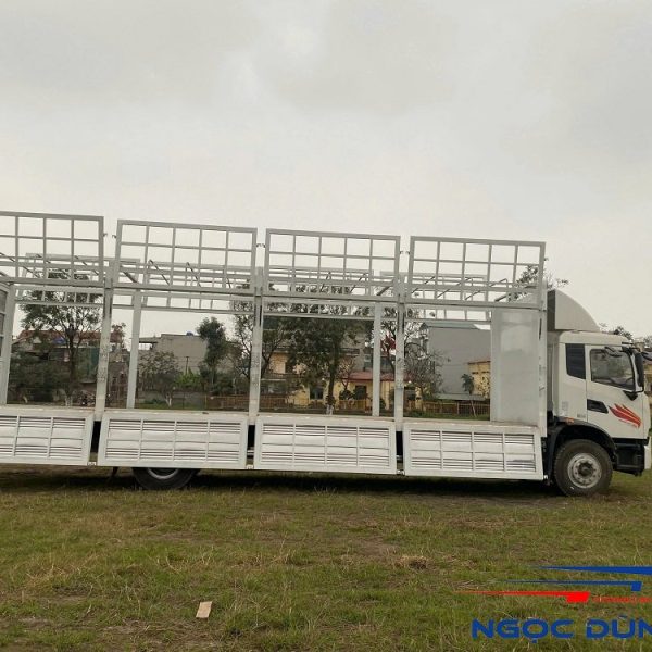 Xe Tải Dongfeng ISB180 Thùng Mui Bạt Siêu Dài 9.9m Tải Trọng 7.8 Tấn