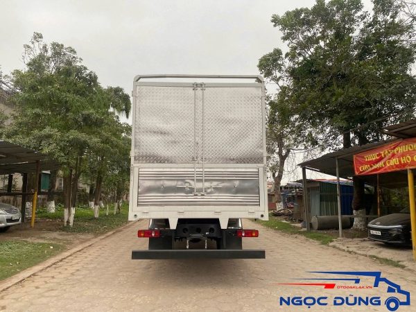 Xe Tải Dongfeng ISB180 Thùng Mui Bạt Siêu Dài 9.9m Tải Trọng 7.8 Tấn