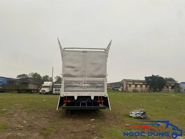 Xe Tải Dongfeng ISB180 Thùng Mui Bạt Siêu Dài 9.9m Tải Trọng 7.8 Tấn